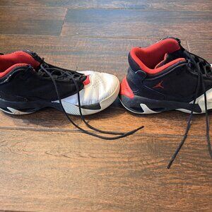 Nike AIR JORDAN MAX AURA 4 DQ8404061